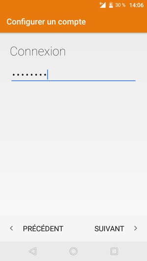 Saisissez votre mot de passe Gmail ou Hotmail et sélectionnez SUIVANT