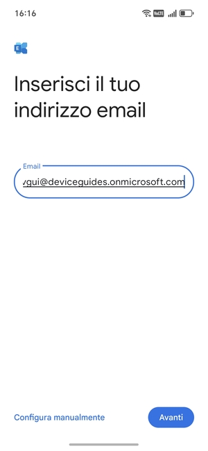 Inserisci il tuo indirizzo email e seleziona Configura manualmente