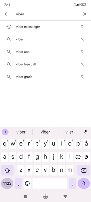 Indtast navnet på appen og vælg Søg