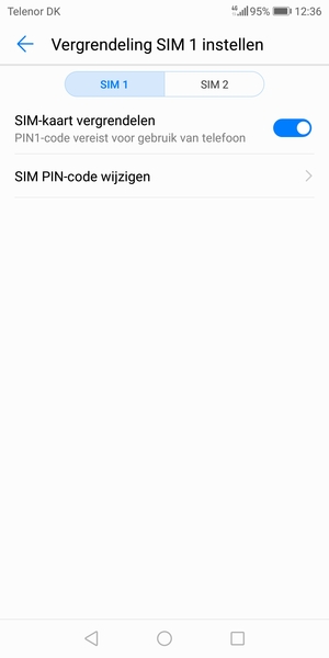 Selecteer SIM 1 of SIM 2 en selecteer SIM PIN-code wijzigen