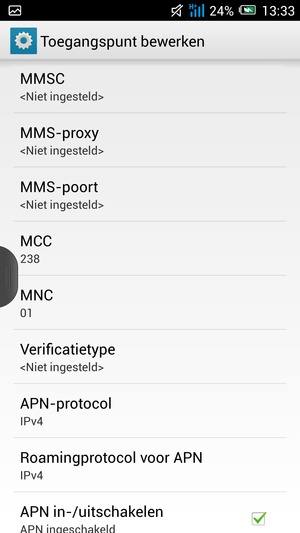 Scroll naar beneden en voer mms-gegevens in