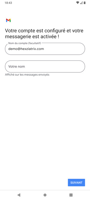 Donnez un nom à votre compte et saisissez votre nom. Sélectionnez SUIVANT