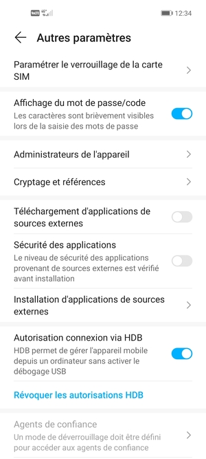 Sélectionnez Paramètres le  verrouillage de la carte SIM