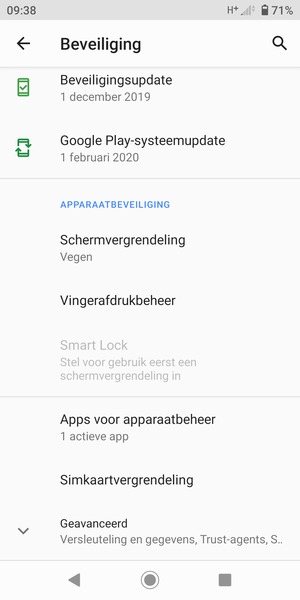 Om de pin voor de simkaart te wijzigen, scroll naar en selecteer Simkaartvergrendeling