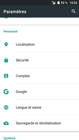 Faites défiler et sélectionnez Comptes