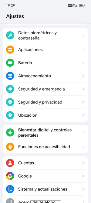 Desplácese y seleccione Seguridad y privacidad