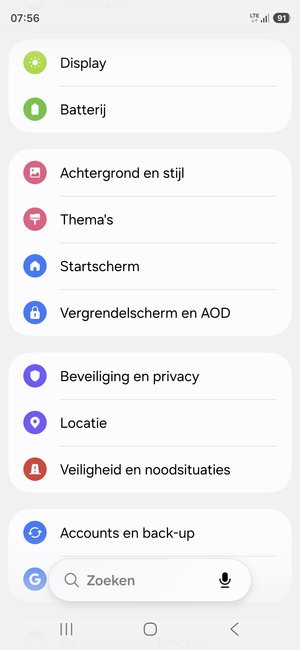 Scroll naar en selecteer Beveiliging en privacy