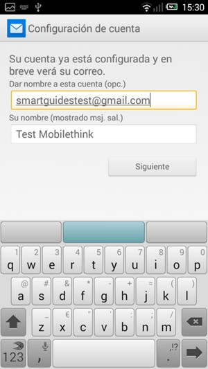 Déle a su cuenta un nombre y escriba su nombre. Seleccione Siguiente