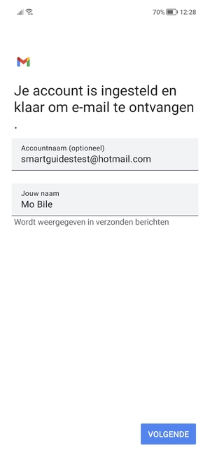 Geef uw account een naam en voer uw naam in. Selecteer VOLGENDE