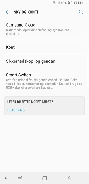 Vend tilbage til menuen Sky og konti og vælg Konti