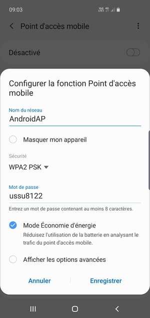 Saisissez un mot de passe d'au moins 8 caractères et sélectionnez Enregistrer