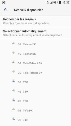 Sélectionnez un opérateur réseau dans la liste