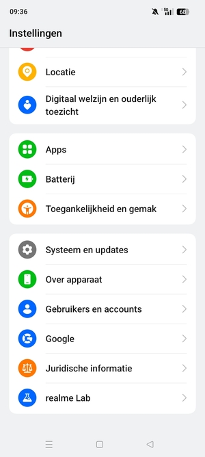 Scroll naar en selecteer Systeem en updates