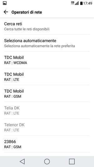 Seleziona un operatore di rete dall'elenco