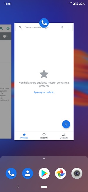 Scorri verso l'alto le app per chiuderle. Ciò ti farà risparmiare batteria.
