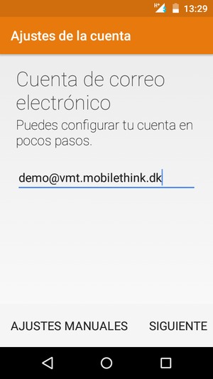 Introduzca su Dirección de correo electrónico y seleccione SIGUIENTE