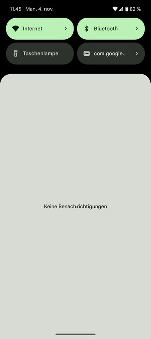 Ziehen Sie erneut das obere Menü nach unten