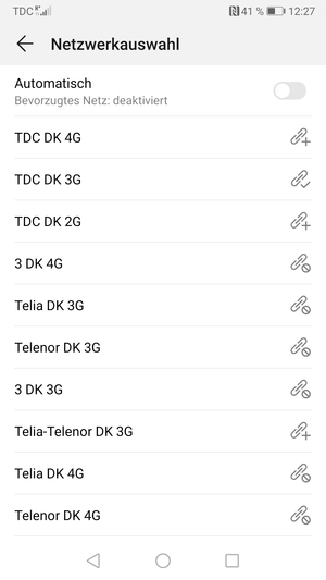 Wählen Sie einen Netzbetreiber von der Liste