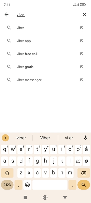 Indtast navnet på appen og vælg Søg