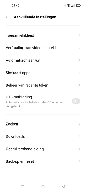 Scroll naar en selecteer Back-up en reset
