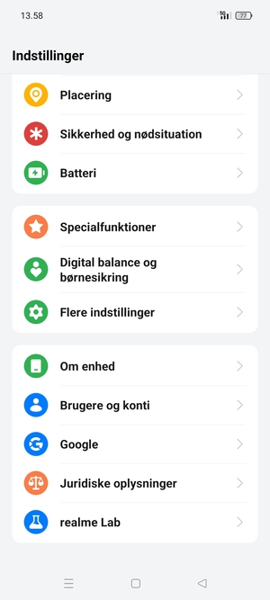 Vend tilbage til menuen Indstillinger og scroll til og vælg Brugere og konti