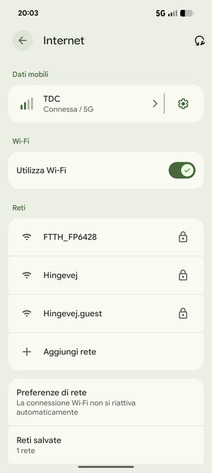 Seleziona la rete wireless a cui desideri connetterti