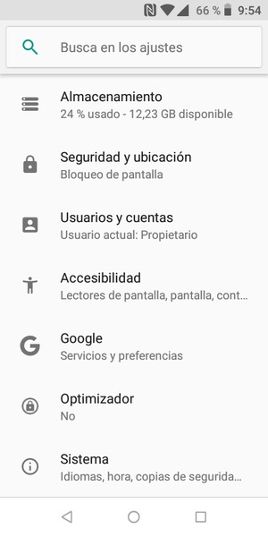 Desplácese y seleccione Seguridad y ubicación