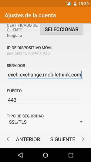 Desplácese hacia abajo e introduzca la dirección del servidor Exchange. Seleccione SIGUIENTE