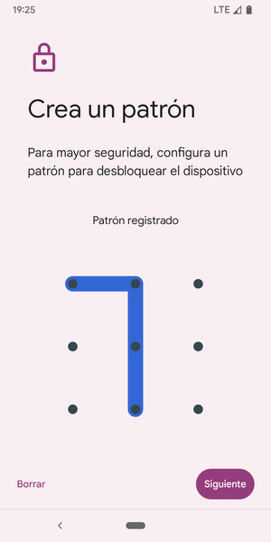 Dibuje un patrón de desbloqueo y seleccione Siguiente