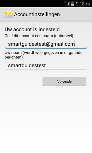 Geef uw account een naam en voer uw naam in. Selecteer Volgende