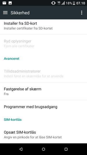 For at ændre PIN-koden til sim-kortet, vend tilbage til menuen Sikkerhed og scroll til og vælg Opsæt SIM-kortlås