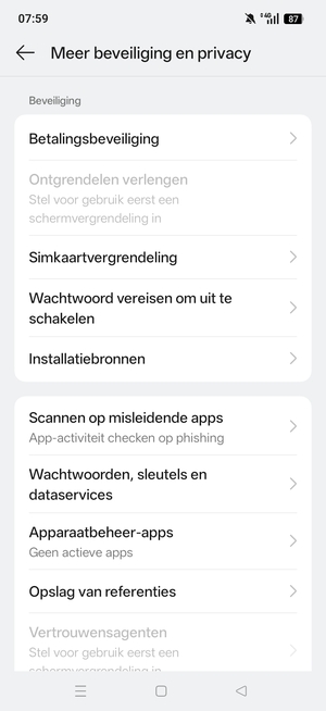 Scroll naar en selecteer Simkaartvergrendeling