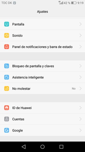 Para activar su bloqueo de pantalla, vaya al menú Ajustes y seleccione Bloqueo de pantalla y claves