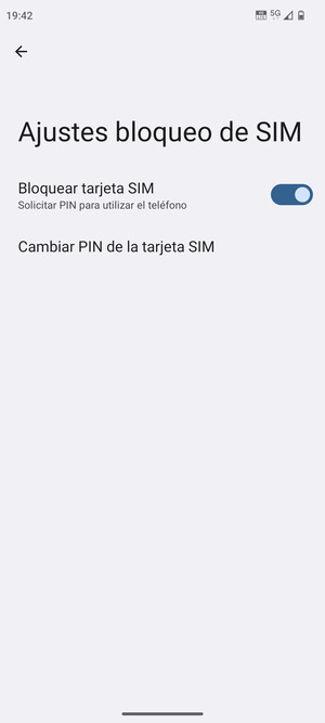 Seleccione  Cambiar PIN de la tarjeta SIM
