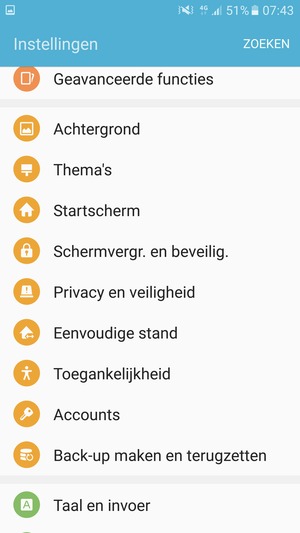 Keer terug naar het Instellingen menu en selecteer Accounts