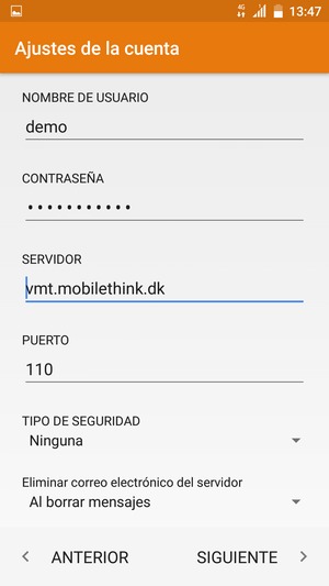 Introduzca NOMBRE DE USUARIO y la dirección de servidor entrante. Seleccione SIGUIENTE