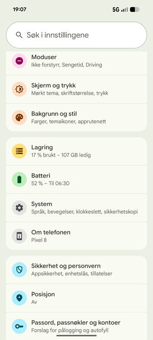Gå tilbake til Innstillinger-menyen og velg Batteri