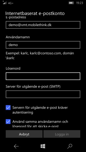 Bläddra nedåt och ange din e-postadress, användarnamn och lösenord