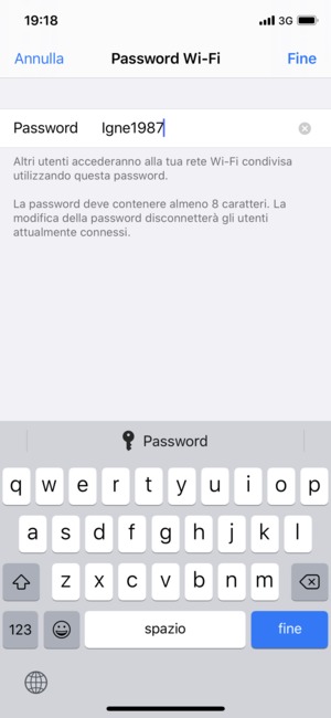 Inserisci una password dell'hotspot Wi-Fi di almeno 8 caratteri e seleziona Fine