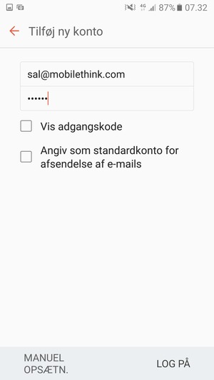 Indtast din e-mailadresse og adgangskode. Vælg MANUEL OPSÆTN.