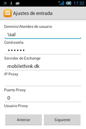 Introduzca Nombre de usuario y Servidor de Exchange. Seleccione Siguiente