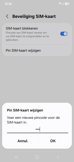 Voer uw Nieuwe pincode voor de SIM-kaart in en selecteer OK