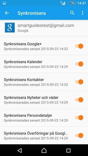 Kontrollera att Synkronisera Kontakter är valt
