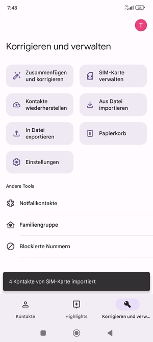 Ihre Kontakte werden in Ihrem Google Konto gespeichert und auf Ihrem Handy gespeichert, wenn Google das nächste Mal synchronisiert wird.