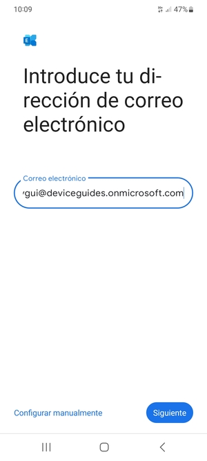 Introduzca su Dirección de correo electrónico y seleccione Configurar manualmente
