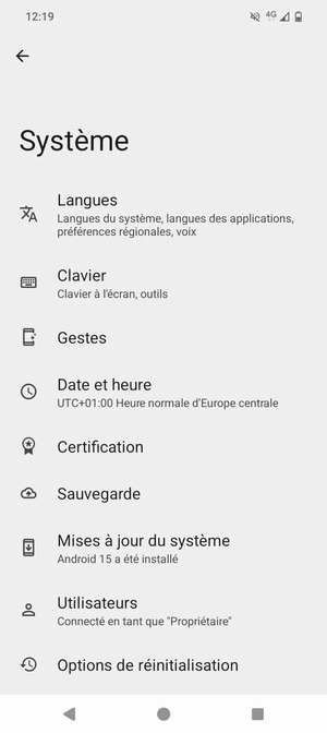Sélectionnez Mises à jour du système