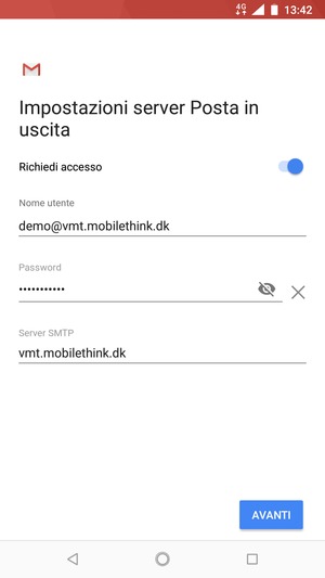 Inserisci l'indirizzo del server di posta in uscita