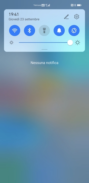 Scorri nuovamente verso il basso il menu in alto