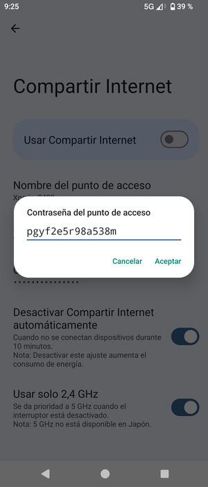 Introduzca una contraseña de punto de acceso Wi-Fi de al menos 8 caracteres y seleccione Aceptar