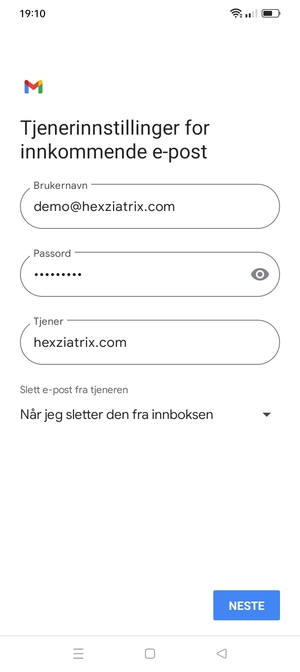 Skriv inn Brukernavn og innkommende serveradresse. Velg NESTE